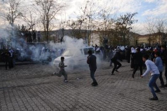 Cizre'de Kaymakamlık, Emniyet ve MİT Binasına Silahlı Saldırı