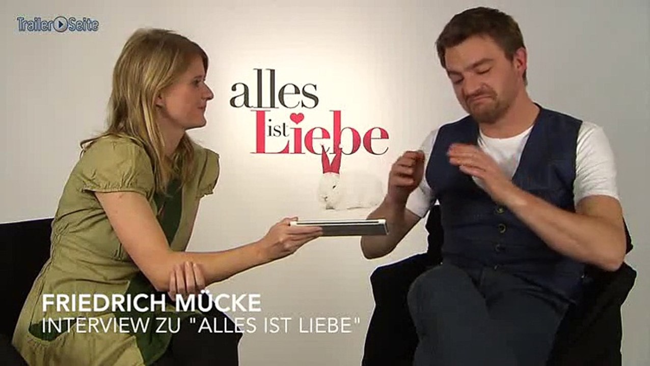 TrailerSeite User fragen die Stars aus 'Alles Ist Liebe'
