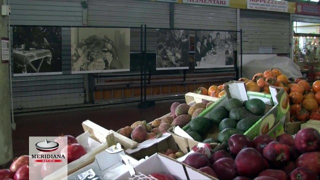 Pranzo di Famiglia , le tavole degli italiani negli scatti familiari in mostra nei mercati rionali