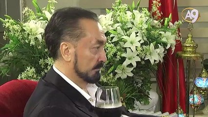 Bazı entellerde Kürt karşıtlığı var. Kürtler çok dindar ve güzel ahlaklıdır.