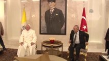Papa Franciscus ve Çavuşoğlu Görüşmesi - Esenboğa