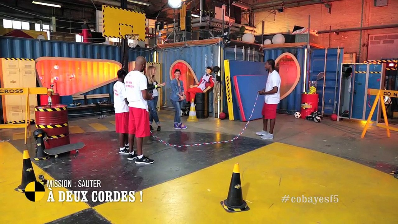 EM119 Mission: sauter à deux cordes!