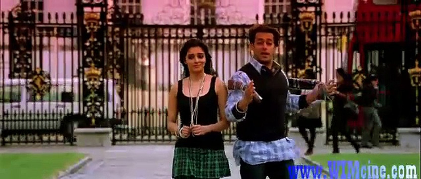 London Dream (2009)_clip3