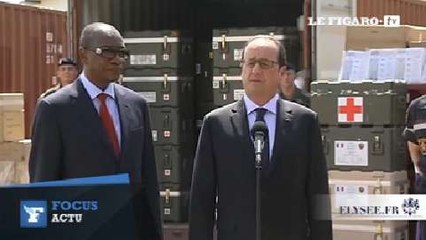 En Guinée, Hollande réaffirme la solidarité de la France contre Ebola