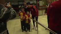 Galatasaray Kafilesi Gaziantep'e Geldi