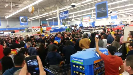Une bagarre pour une télé pendant les soldes aux États-Unis