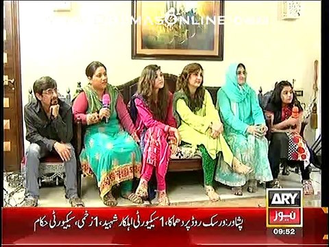 Sara Khan, Amna Ilyas And Emaad Telling How they Started Their Career In Modeling And Acting