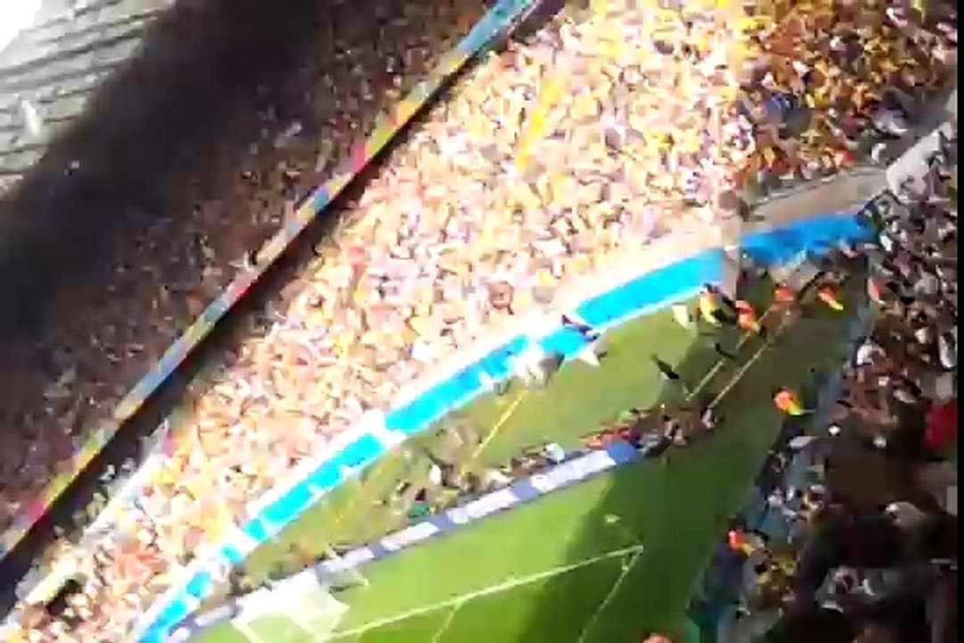 But de Feghouli contre la Belgique des tribunes