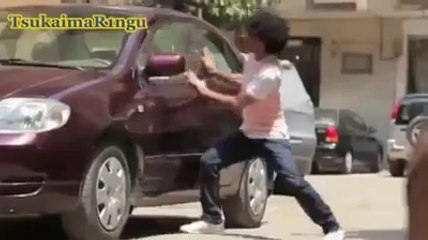 Molestando ala Gente / Molestando a las Personas