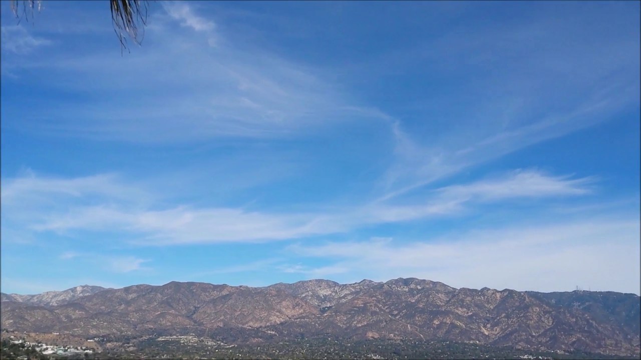 THANKSGIVING CHEMTRAILS: FOOTAGE THAT SHOWS CHEMTRAILS ALL ACROSS SOUTHERN CALIFORNIA
