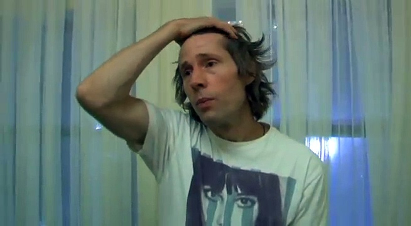 Rodney Mullen professional skateboarder on how he first got into the sport video Bones Brigade