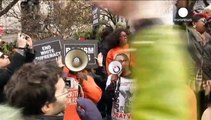 США: демонстрации против решения суда по делу об убийстве в Фергюсоне не прекращаются