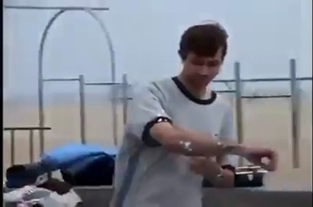 Ils mettent du laxatif dans des chips et les donnent à des mouettes