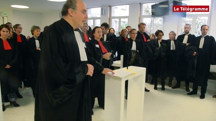 Tải video: Lorient. Deuxième semaine de grève pour les avocats