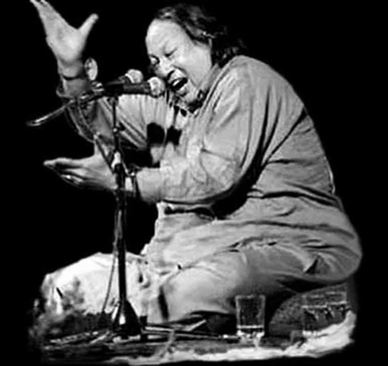 Ay Athra Ishq Naeen Saun Denda By Nusrat Fateh Ali Khan - Punjabi Qawwali Song