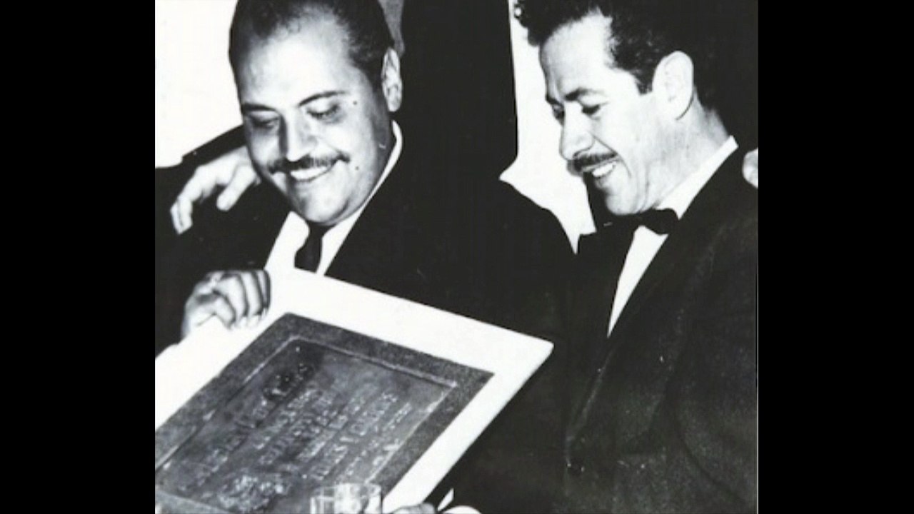 HOMENAJE A MARCO ANTONIO CAMPOS
