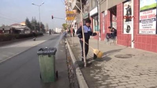 Eskişehir 7'nci Kattan Düşerken Temizlik İşçinin Kollarını Açıp Kurtardığı Ecrin'in Durumu İyi Ek