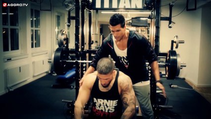 SPRENG DEIN SHIRT BOOOOOM! SILLA ZERSTÖRE! (OFFICIAL HD VERSION AGGROTV)