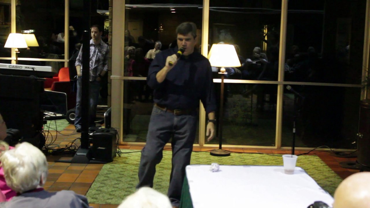 Mike Adams sings 'Runaway' Sheffield Remembers 2014 video