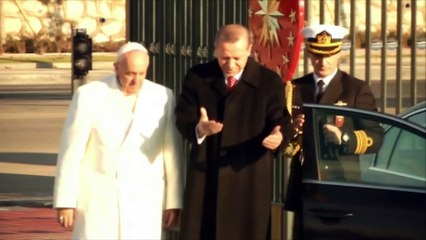 La visite du pape en Turquie placée sous le signe de la lutte contre le djihadisme
