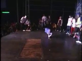 Rien n'arrête ce breakdancer