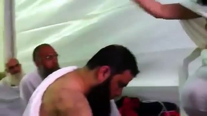 latest Emotional Dua and Bayan in Arafat By Maulana Tariq Jameel Hajj 2014