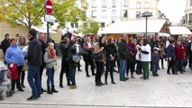VIDEO. Poitiers : les militants d'Aides 86 défilent en centre-ville