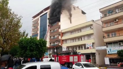 İtfaiyecinin düşme anı kamerada