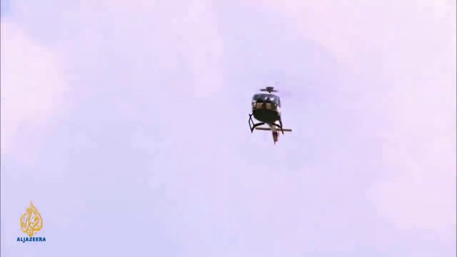 عمران خان ، پاکستان خان ۔ اگر یقین نھیں آتا ، تو اس ویڈیو میں دیکھ لیں