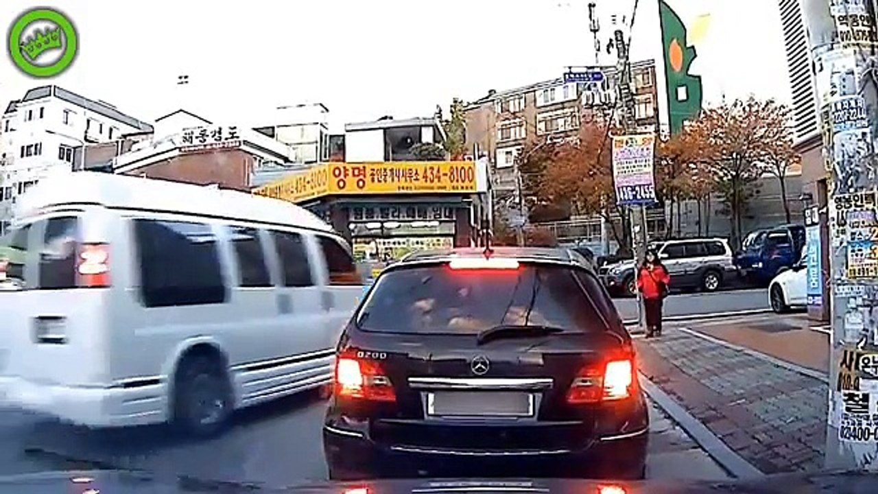 Kore'de Herkesi Şaşkına Çeviren Yol Kavgası