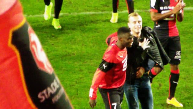 29/11/14 : SRFC-ASM : Communion joueurs / public
