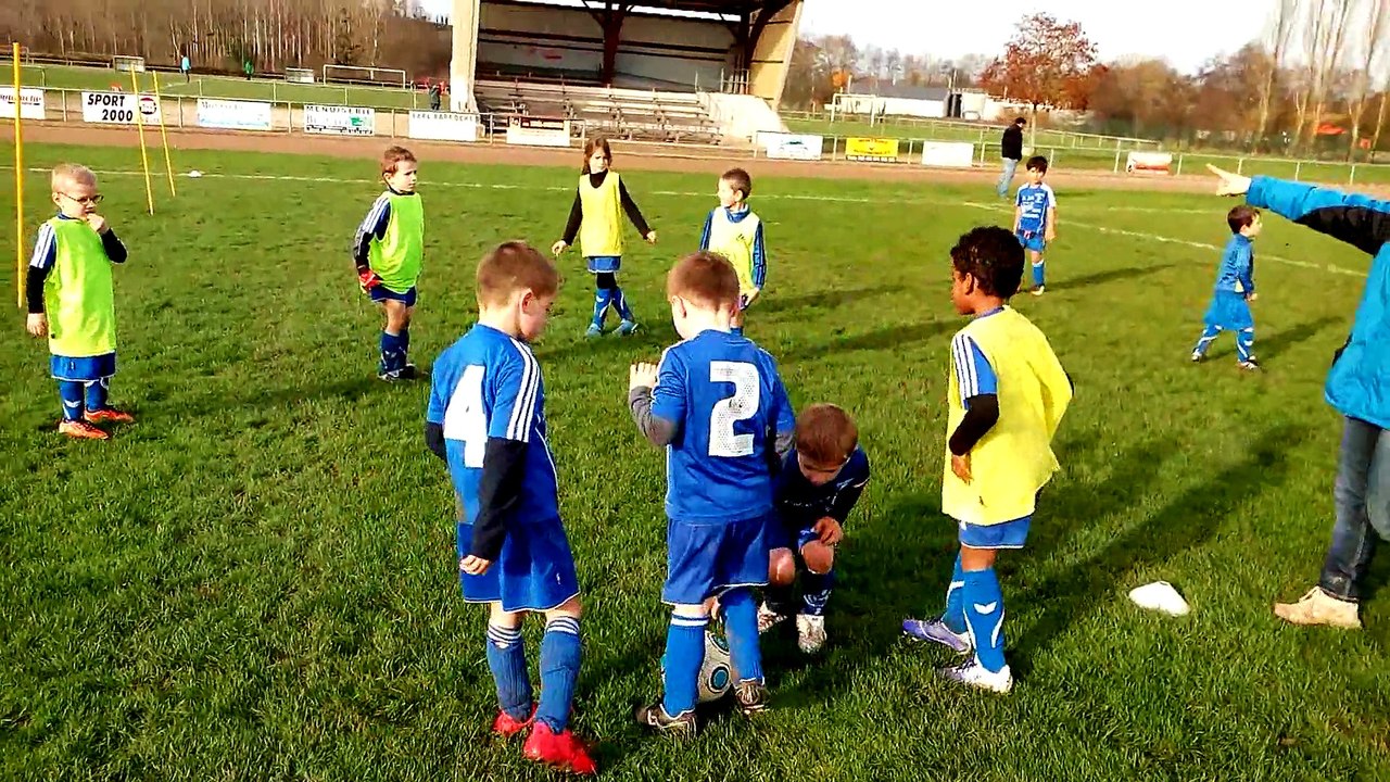 29/11/2014 : Plateau U7 à Montsûrs (Soulgé-Soulgé) Copains, Copines, Plaisir, Insouscience ...