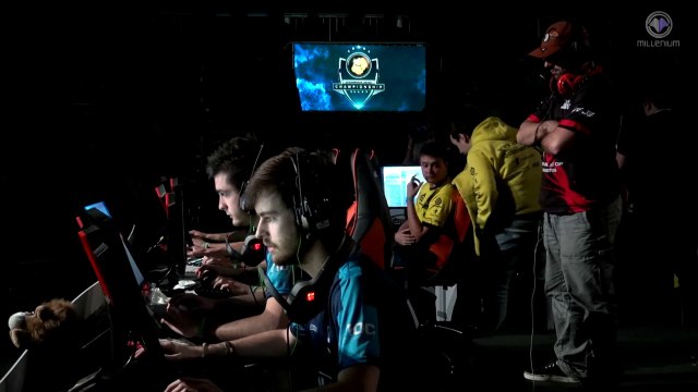 DH Winter 2014 - Interview Moman - Team LDLC Champion Cs:Go