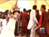 PTI Dharna-Fight at TTPTI dharna (Islamabad