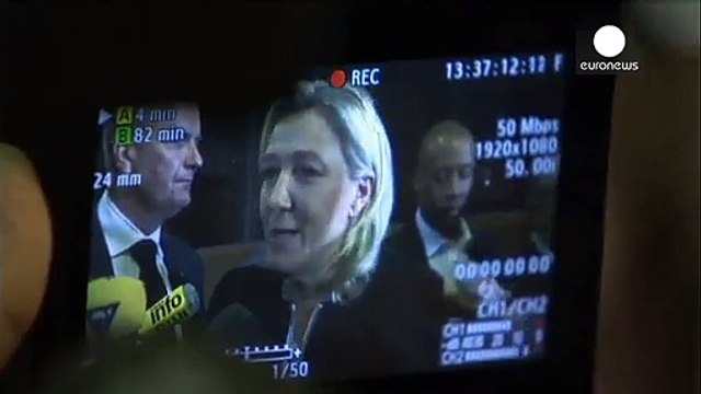 Съезд Национального фронта : внутрипартийные выборы и беспорядки в Лионе