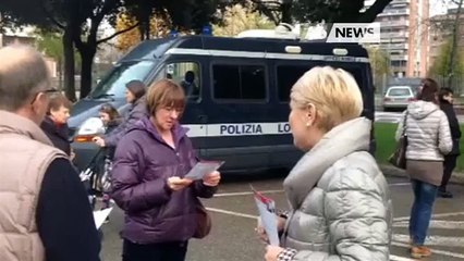 LA VIGILIA DEI DEMOCRATICI, TRA PIAZZE E TELEFONINI