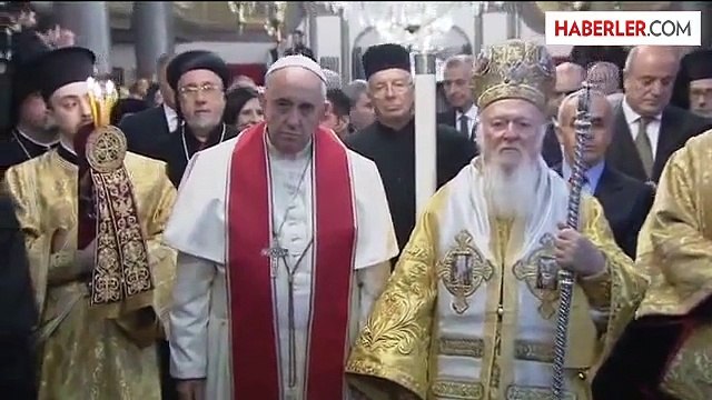 Papa, Fener Rum Patrikhanesi'nde Ayine Katıldı (9)