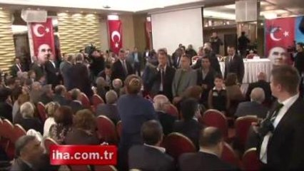 Kılıçdaroğlu'na Adana'da Elektrik Şoku