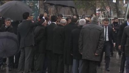 Davutoğlu: " Irak'la Yeni Bir Dostluk Köprüsü Kuruyoruz"