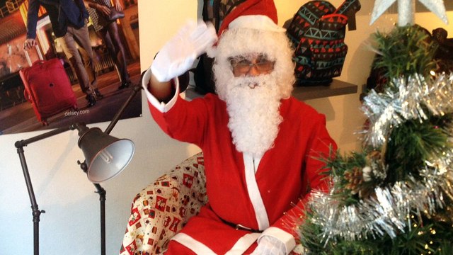 Inauguration de la vitrine il était une fois Noël chez S'Cale Boutik maroquinerie bagage 28 avenue auber nice face à la gare Thiers