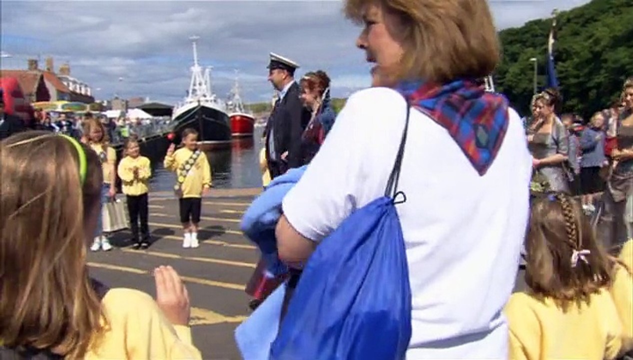 BBC Coast and Beyond S04E08 - Rosyth to Hull