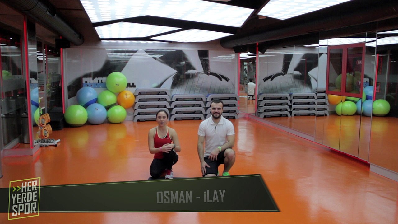 Karın Kaslarını Çalıştırmak için "Plank Superman" - Her Yerde Spor