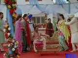 Tere Naal Love Ho Gaya (2012)_clip1