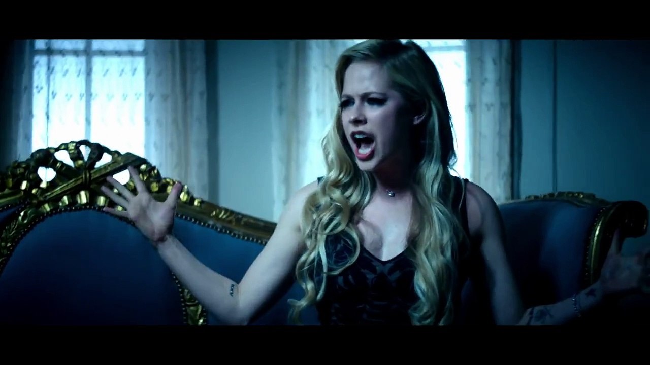 Avril Lavigne - Let Me Go ft. Chad Kroeger