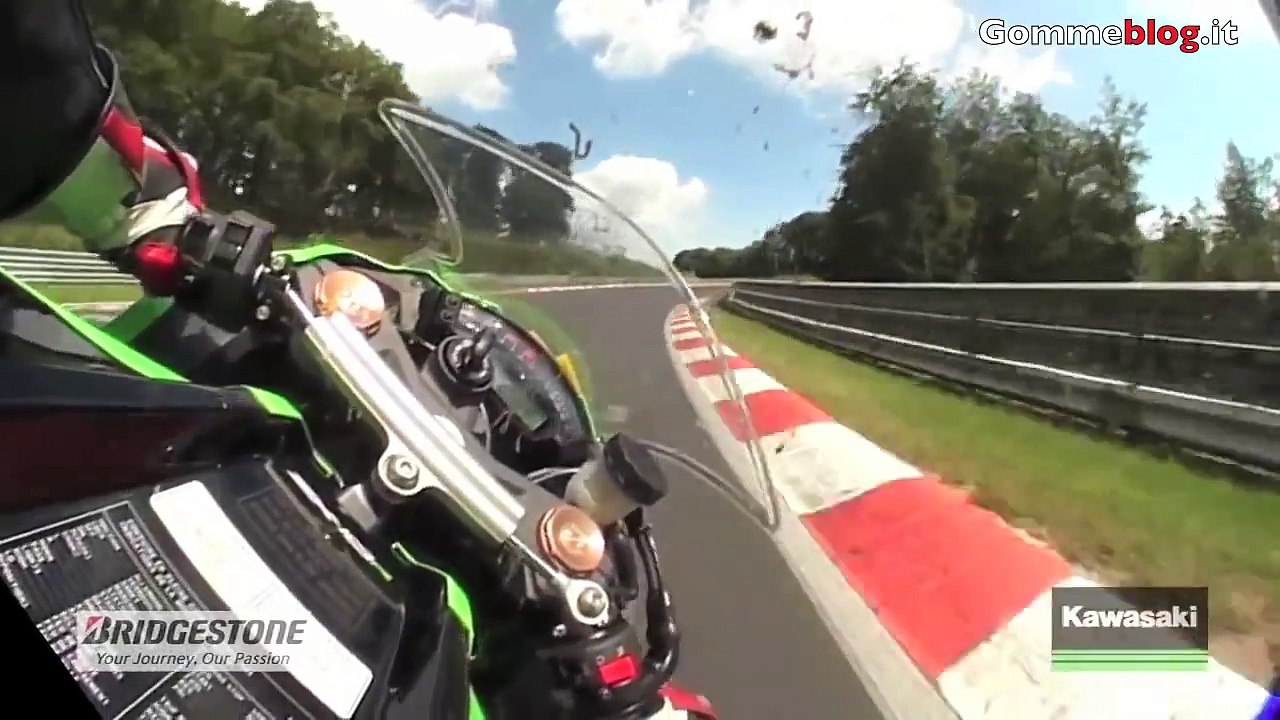 Kawasaki Ninja ZX-10R en Nürburgring 7'50'