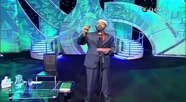 Dr Zakir Naik - Who Is Maulana Tariq Jameel !