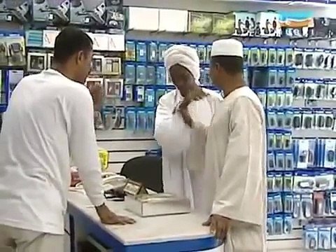 اضحك مع سوداني يخنق اماراتي في برنامج كاميرا خفية مضحك هههههه