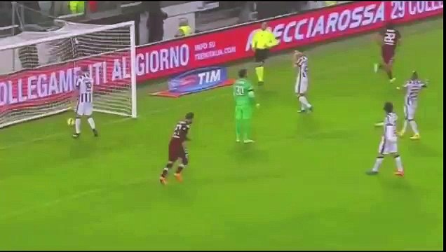 Bruno Peres un rush de 80 mètres lors de Juventus - Torino !