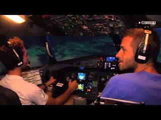 Tenistas realizam simulação de voo na Azul