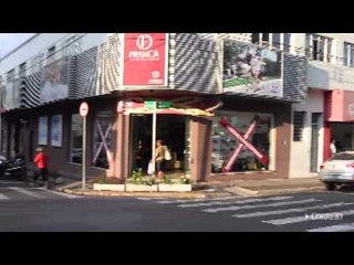 Após reclamação do comércio, Câmara aprova 15 minutos de graça em área de Zona Azul